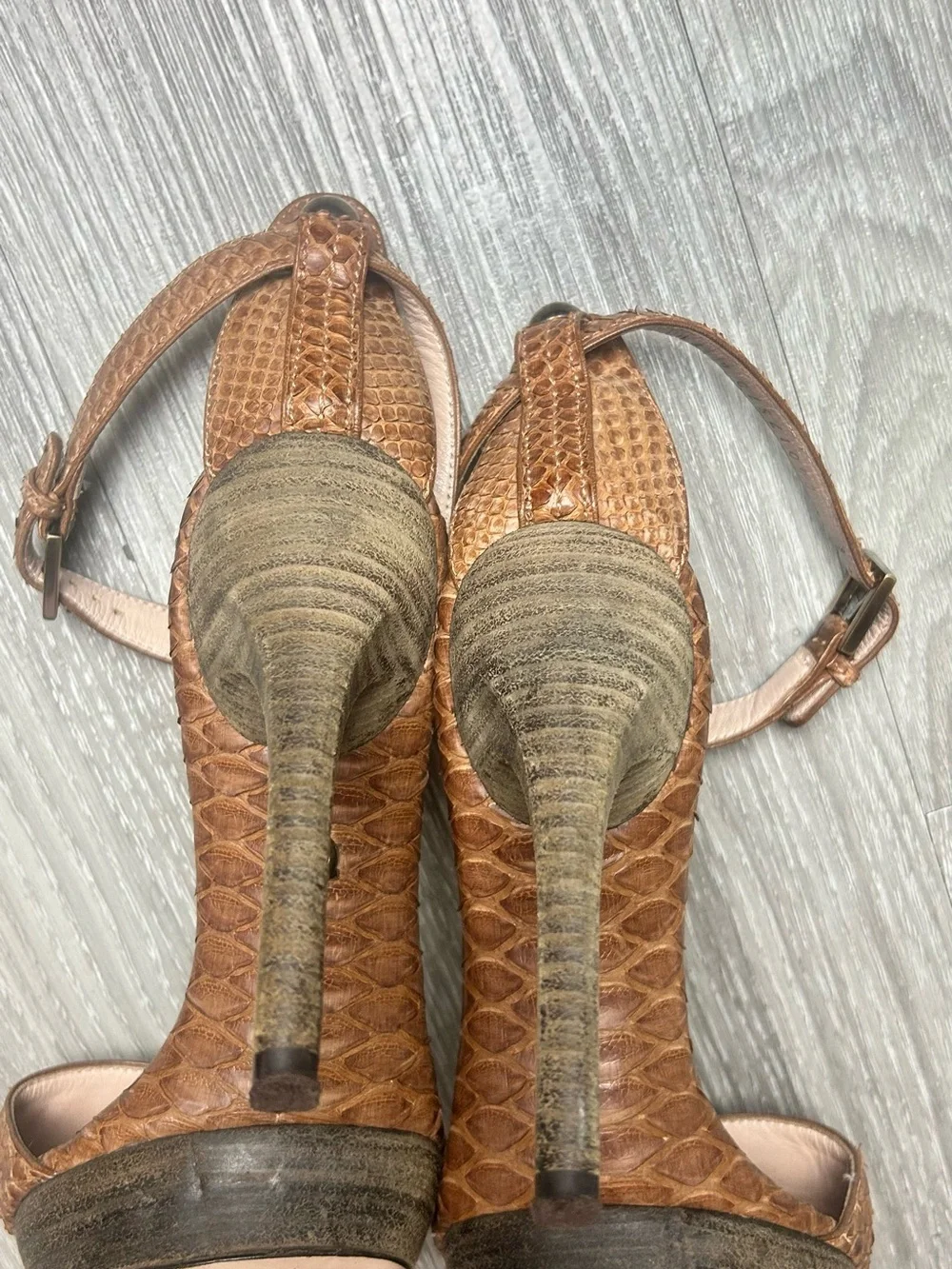 Salvatore Ferragamo Vintage Brown Snakeskin Platform High Heel Strappy 7.5 B